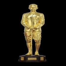 รูปหล่อหมอพรกรมหลวงชุมพรเขตอุดมศักดิ์