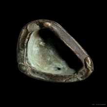 พระเงินนั่งลอยองค์ ปางมารวิชัย เนื้อสำริด