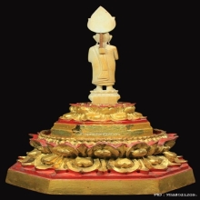 พระบูชางาแกะเก่ายุครัชกาล ปางรำพึงคนเกิดวันศุกร์ แชมป์ที่2 