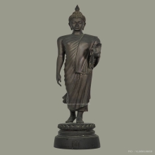 พระลีลา 25 ศตวรรษ สร้าง ปี 2525 ขนาดสูง 24 นิ้ว 