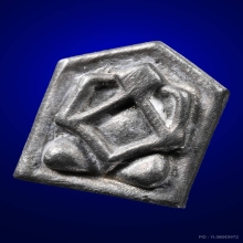 หลวงปู่สีห์ วัดสะแกพระปิดตาพิมพ์กรมหลวงฯ พิมพ์ห้าเหลี่ยม 