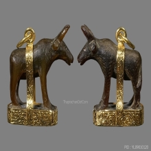 วัวธนู หลวงพ่อน้อย วัดศรีษะทอง แกะจากเขาวัวกระทิง