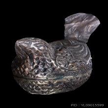 ตลับสีผึ้งเขียวหลวงพ่อทาบ วัดกระบกขึ้นผึ้ง