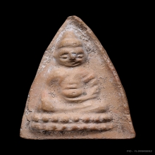 6.พระพุทโธน้อยพิมพ์เล็กหน้าตุ๊กตา เนื้อดิน บัว8เม็ด ปี 2494