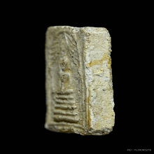 พระสมเด็จแหวกม่านฐาน 5 ชั้น หลวงปู่ชา เนื้อผงผสมว่านดอกพยอม