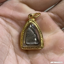 พระปิดตาข้าวตอกแตก หลวงปู่เอี่ยมเอี่ยม วัดหนัง