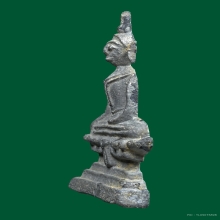 พระอู่ทองนั่งบัวฐานผ้าทิพย์ กรุวัดสิงห์ จ.ปทุมธานี