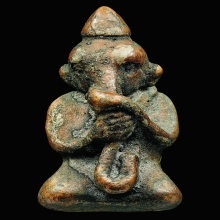 พระพิฆเนศจับงวง เนื้อทองแดงเถื่อน ศิลปะนครศรีธรรมราช