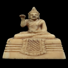 พระพุทธกวักเนื้องาแกะ หลวงพ่อแฉ่ง ฝังตะกรุดอุดชันโรง