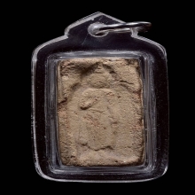 พระกำแพงหน้าอิฐ กรุวัดบรมธาตุ จ.กำแพงเพชร