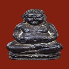 พระสังกัจจายน์ชินบัญชร หลวงปู่ทิม วัดละหารไร่ พิมพ์ฐานเตี้ย