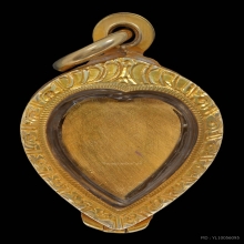 เหรียญรูปหัวใจ หลวงพ่อจง วัดหน้าต่างนอก ปี๒๕๐๐ พร้อมเลี่ยม