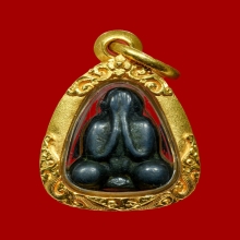 พระปิดตาสองหน้า หลวงพ่อเดิม วัดหนองโพ เลี่ยมทอง 