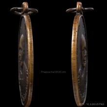 เหรียญหลวงพ่อแดงวัดเขา บันไดอิฐ รุ่นสอง ปี 2506