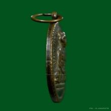 เหรียญรุ่นแรก ครูบาชัยวงศา วัดพระพุทธบาทห้วยต้ม จ.ลำพูน