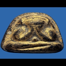 พระปิดตาหลวงปู่เฮี้ยง หลังยันต์เมต มีตะกรุด วัดป่า ชลบุรี