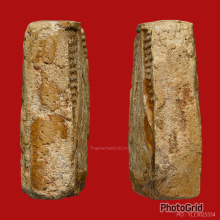 พระผงของขวัญ รุ่น1  มีเคลือบชะแล็กเดิม