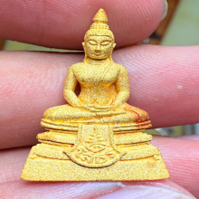 หลวงพ่อโสธร เนื้อทองคำพิมเล็ก รุ่น80ปีกรมตำรวจ