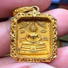 หลวงพ่อโสธร เนื้อทองคําแปดเหลี่ยม รุ่น80ปีกรมตํารวจ