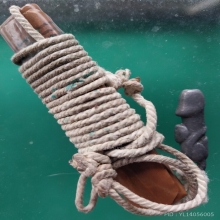 ตะกรุดยาว 3 นิ้ว + ปลัดขิกเนื้อตะกั่วพร้อมเชือกคาดเดิมๆ