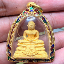 หลวงพ่อโสธร เนื้อทองคําพิมใหญ่ รุ่น80ปีกรมตํารวจ