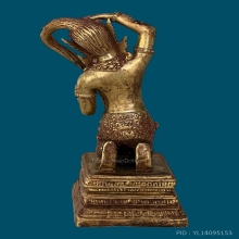 แม่ธรณีบีบมวยผม วัดสุทัศน์ 3นิ้ว