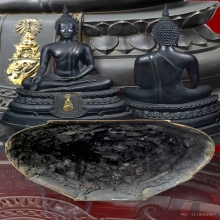 พระบูชา ภปร รุ่นแรก วัดบวร ปี08 หน้าตัก9นิ้ว