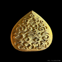 **พระทองคำ หลวงพ่อโสธร รุ่นชินบัญชร พิมพ์ดอกบัว เนื้อทองคำ