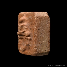 หลวงพ่อปานพิมพ์ไก่สามเส้น