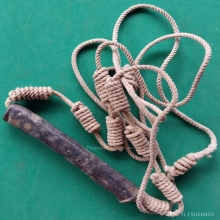 ตะกรุด ลป.ภู วัดดอนรัก เนื้อตะกั่วทุบ ยาว 3.5 นิ้ว