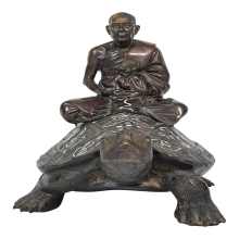 หลวงพ่อหลิว วัดไร่แตงทอง อายุ 90 ปี วัดไทรทอง