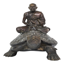 หลวงพ่อหลิว วัดไร่แตงทอง อายุ 90 ปี วัดไทรทอง