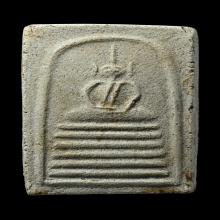 พระสมเด็จ กรุวัดเฉลิมพระเกียรติ พิมพ์ ๖ ชั้น ครอบแก้ว