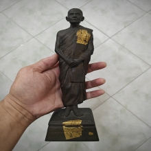 พระบูชาหลวงปู่มั่น ภูริทัตโต สูง 10.5 นิ้ว