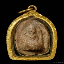 พระกำแพงเม็ดน้อยหน่า กรุวัดพระเเก้ว เลี่ยมทอง