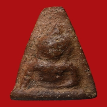 พระนางพญา พิมพ์เทวดา เนื้อดิน กรุวัดนางพญา จ.พิษณุโลก