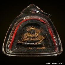 พระปิดตาหลวงปู่เฮี้ยง  วัดป่า (พิมพ์หลังพระสังกัสจายณ์)