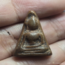 พระผงสุพรรณพิมพ์หน้าหนุ่ม