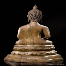 พระพุทธรูปรัชกาลปางสมาธิเพ็ชร เกศบัวตูมหล่อหนาบัวเด้งดินเต็ม