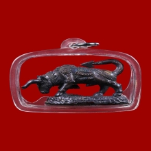 วัวธนูคะนองฤทธิ์ หลวงปู่กาหลง เขี้ยวแก้ว รุ่นเเรก