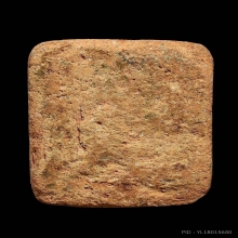 พระหลวงพ่อปาน พิมพ์ทรงนกสมาธิบัวเม็ด วัดบางนมโค ปี2460