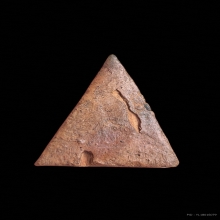 พระนางพญาเนื้อดิน หลวงปู่โต๊ะ วัดประดู่ฉิมพลี พิมพ์อกนูน