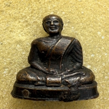 รูปหล่อกายเนื้อ หลวงปู่เดินหน อิเกสาโร