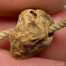 ลูกสะกดไม้เก่า พร้อมเชือกเดิมครับ