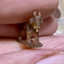 สุดยอดเครื่องรางมหาเสน่ห์ แพะ สาริกา ตัวเล็กสวยสมบูรณ์สุดๆ