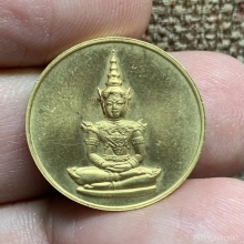 พระแก้ว ทองคำ