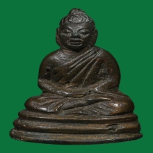 พระชัยผมหวีรุ่นแรกวัดมกุฏ ปี2478 เนื้อดำ สวยแชมป์ๆๆ