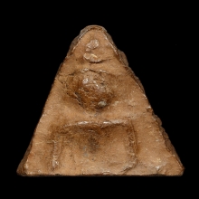 พระมงคลมหาลาภเนื้อดินเผา คุณแม่บุญเรือน วัดอาวุธ ปี พ.ศ.2499