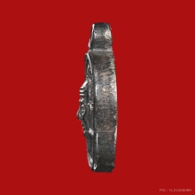 หลวงพ่อทวด เม็ดแตง เนื้อเงิน