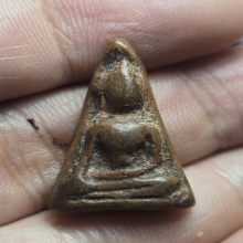 พระผงสุพรรณพิมพ์หน้าหนุ่ม